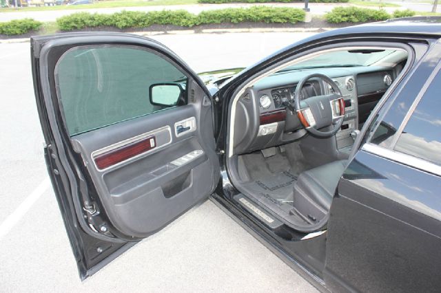 Lincoln MKZ 2009 photo 24
