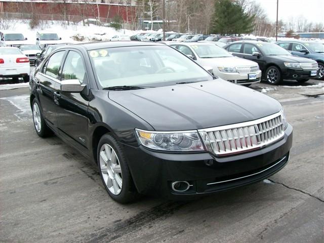 Lincoln MKZ Z71 Silverado Sedan