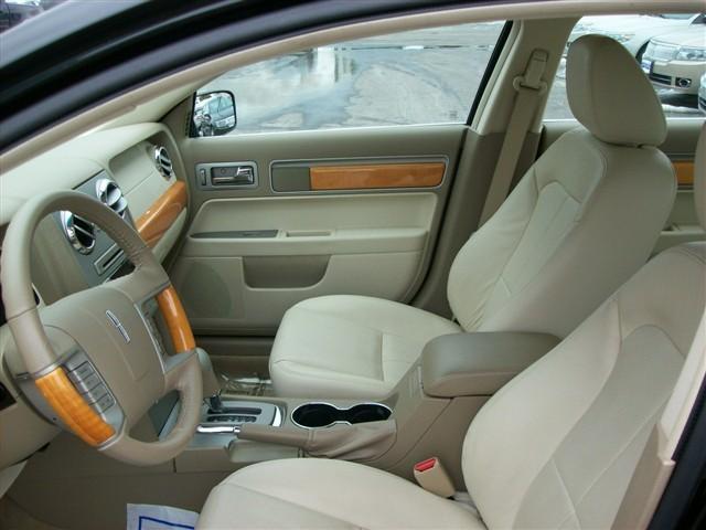 Lincoln MKZ 2009 photo 2