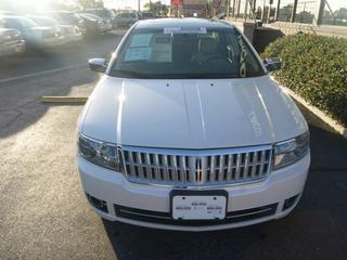 Lincoln MKZ 2009 photo 1