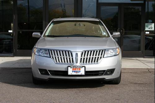 Lincoln MKZ 2010 photo 2