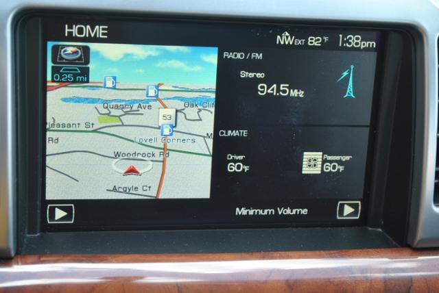 Lincoln MKZ 2010 photo 19