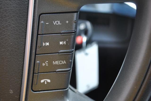 Lincoln MKZ 2010 photo 9