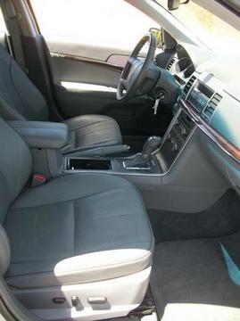 Lincoln MKZ 2010 photo 1