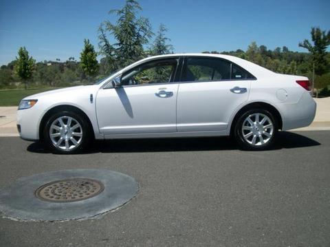 Lincoln MKZ 2010 photo 2