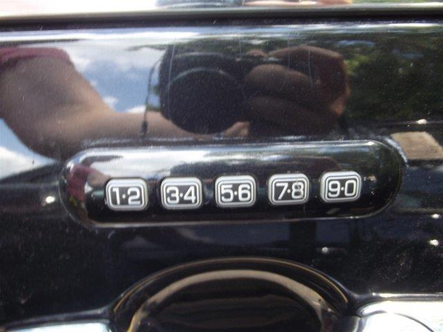 Lincoln MKZ 2010 photo 2