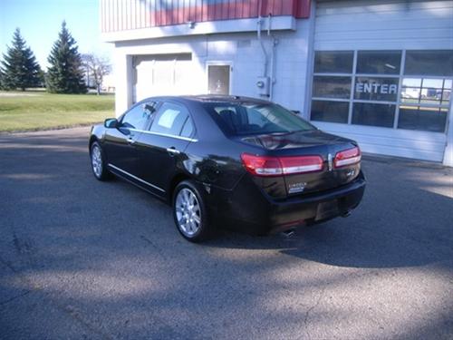 Lincoln MKZ 2010 photo 3