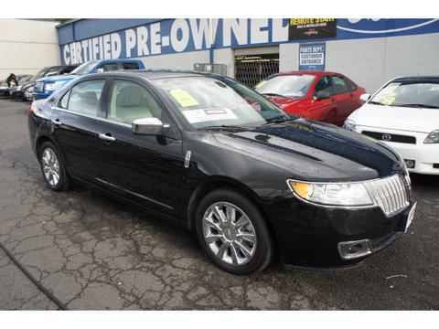 Lincoln MKZ 2010 photo 2