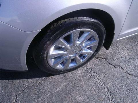 Lincoln MKZ 2010 photo 2