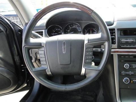 Lincoln MKZ 2010 photo 1