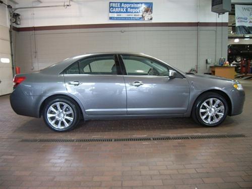 Lincoln MKZ 2010 photo 1