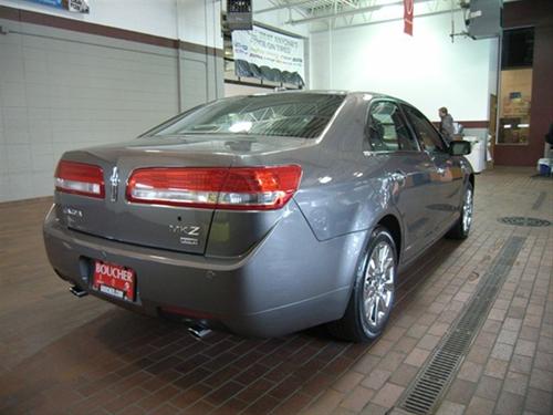 Lincoln MKZ 2010 photo 2