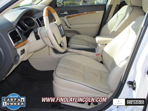 Lincoln MKZ 2010 photo 4