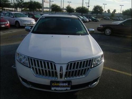 Lincoln MKZ 2010 photo 1