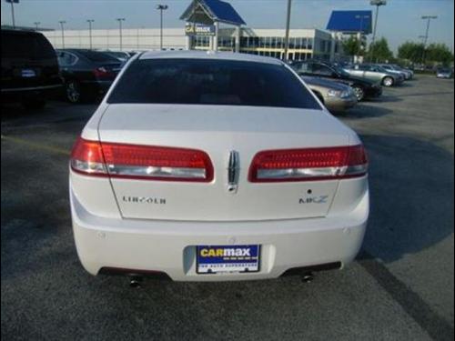 Lincoln MKZ 2010 photo 5