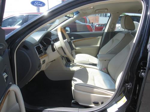 Lincoln MKZ 2010 photo 5