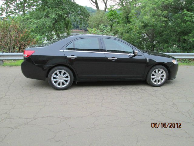 Lincoln MKZ 2010 photo 4