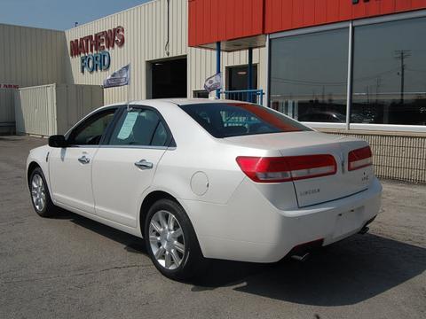 Lincoln MKZ 2010 photo 3
