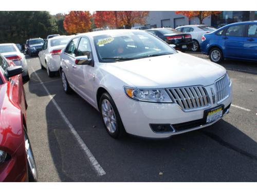 Lincoln MKZ 2010 photo 2