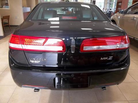 Lincoln MKZ 2011 photo 1
