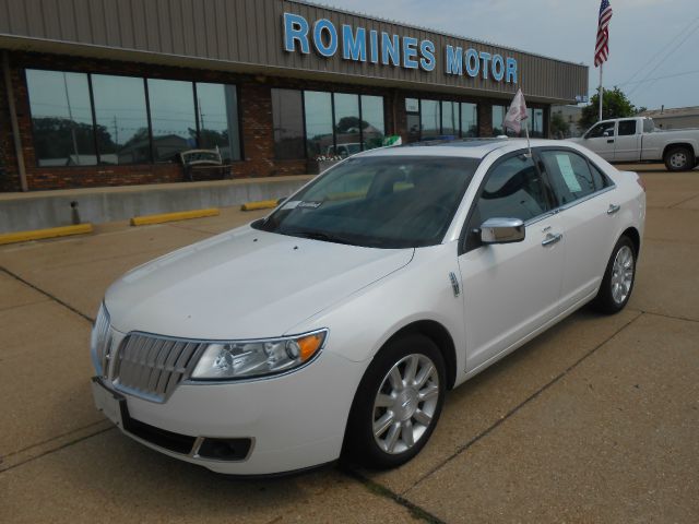Lincoln MKZ 2011 photo 4