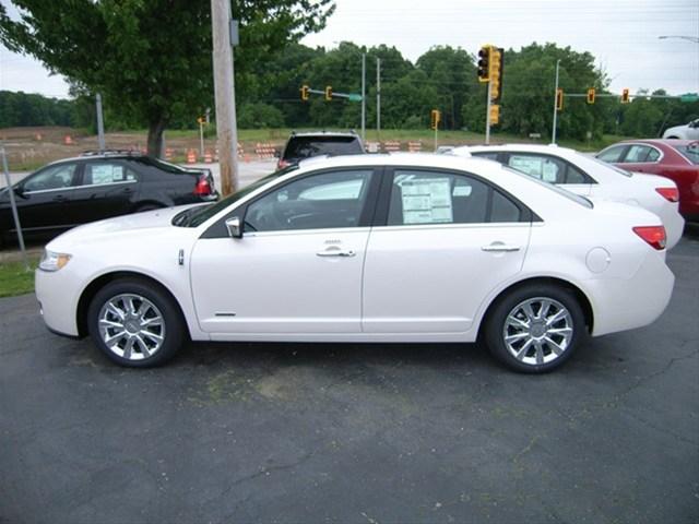 Lincoln MKZ 2011 photo 1