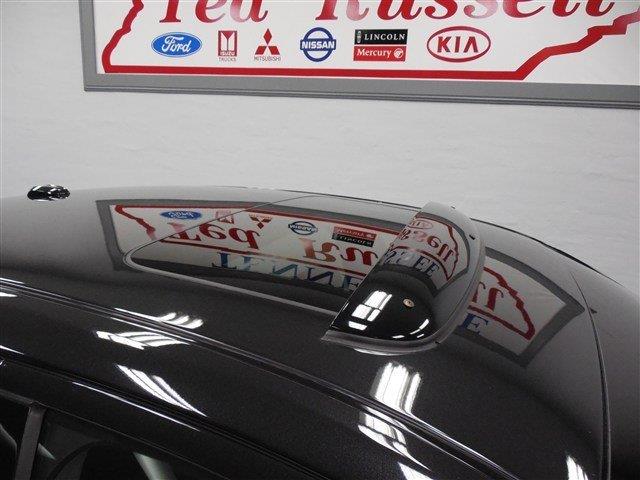 Lincoln MKZ 2011 photo 16