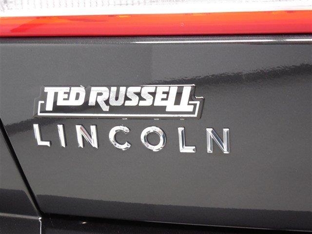 Lincoln MKZ 2011 photo 17