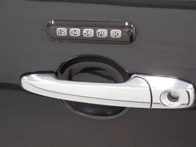 Lincoln MKZ 2011 photo 18