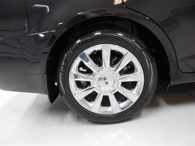 Lincoln MKZ 2011 photo 21