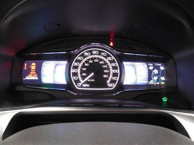 Lincoln MKZ 2011 photo 28