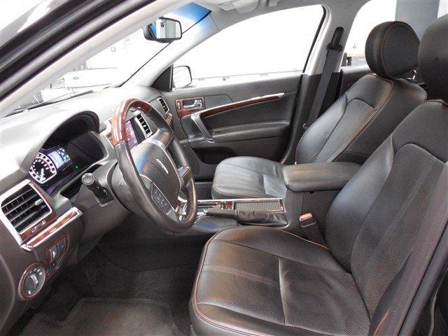 Lincoln MKZ 2011 photo 3