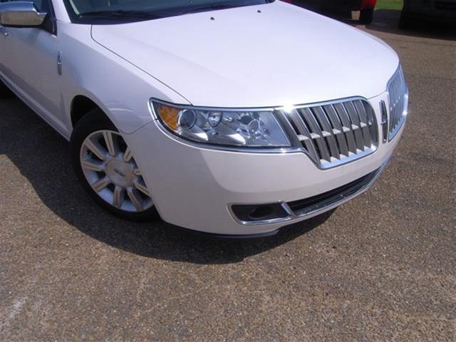 Lincoln MKZ 2011 photo 33