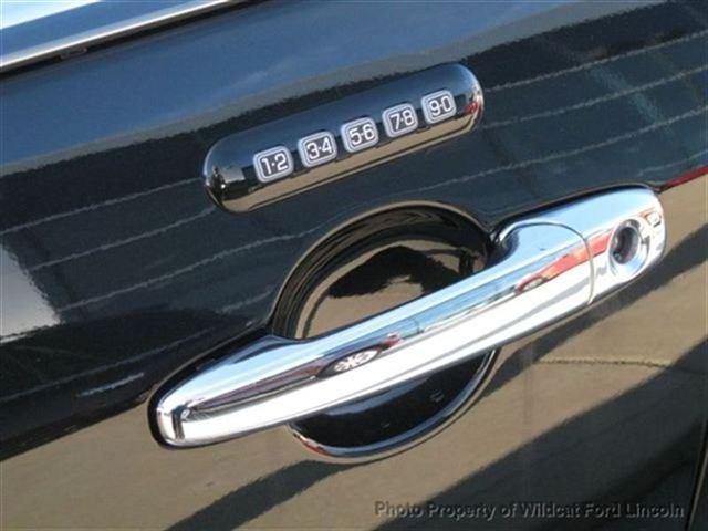 Lincoln MKZ 2012 photo 2