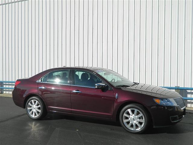 Lincoln MKZ 2012 photo 1