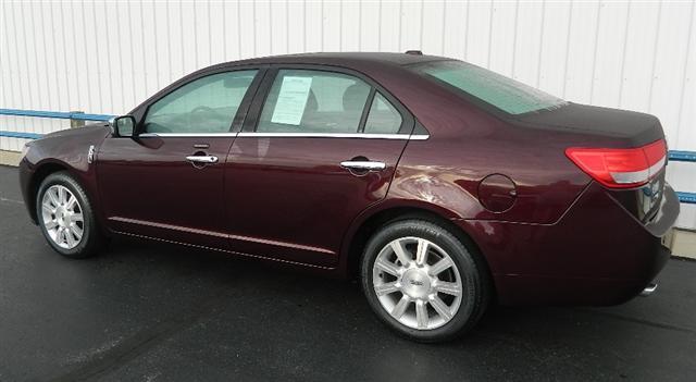 Lincoln MKZ 2012 photo 4