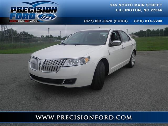 Lincoln MKZ 2012 photo 1