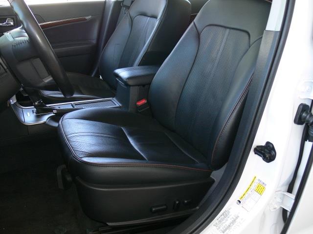 Lincoln MKZ 2012 photo 10