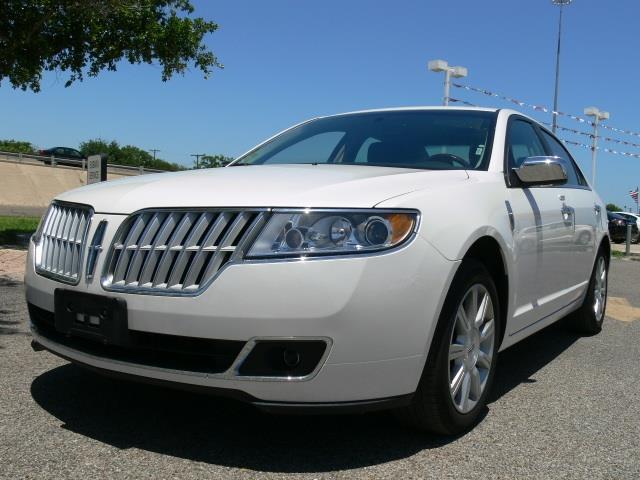 Lincoln MKZ 2012 photo 4