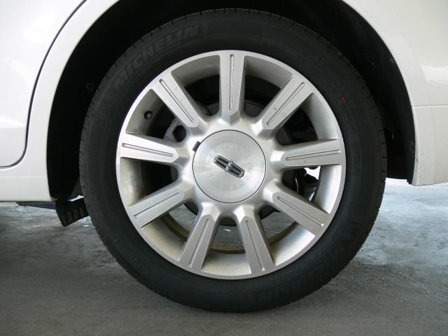 Lincoln MKZ 2012 photo 6