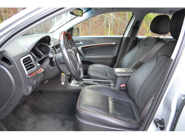 Lincoln MKZ 2012 photo 1