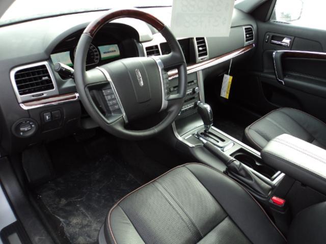 Lincoln MKZ 2012 photo 1