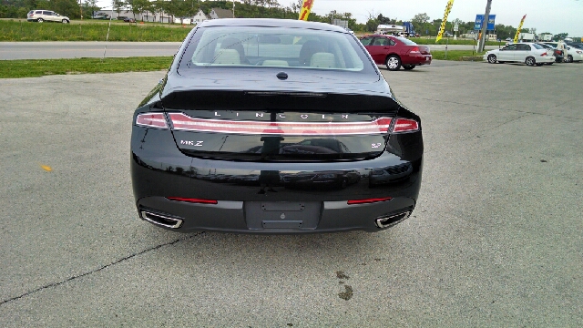 Lincoln MKZ 2013 photo 1