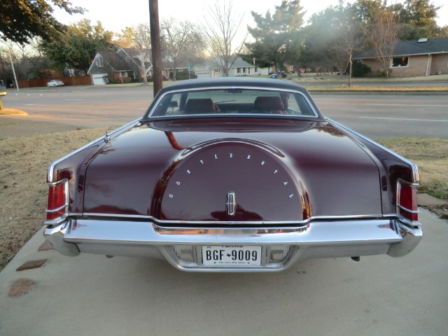 Lincoln Mark III 1969 photo 1