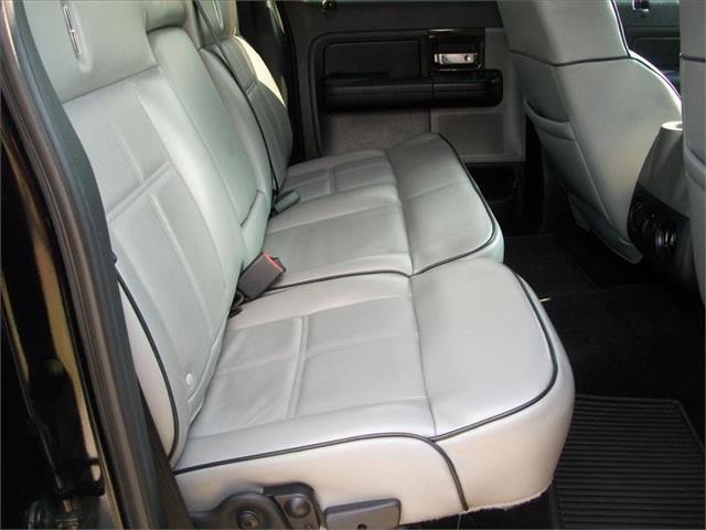 Lincoln Mark LT 2007 photo 2