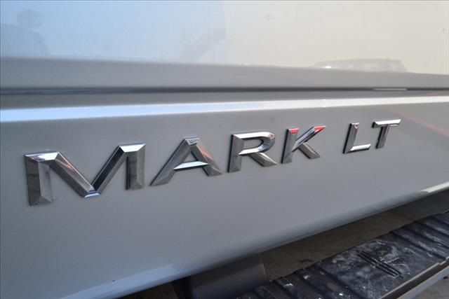 Lincoln Mark LT 2008 photo 2