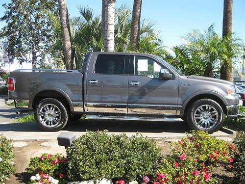 Lincoln Mark LT 2008 photo 4