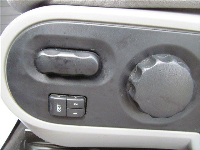 Lincoln Mark LT 2008 photo 3