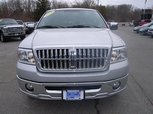 Lincoln Mark LT 2008 photo 2