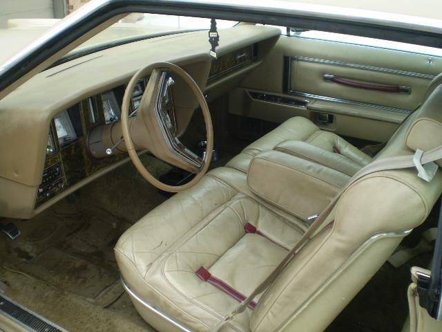 Lincoln Mark V 1979 photo 2